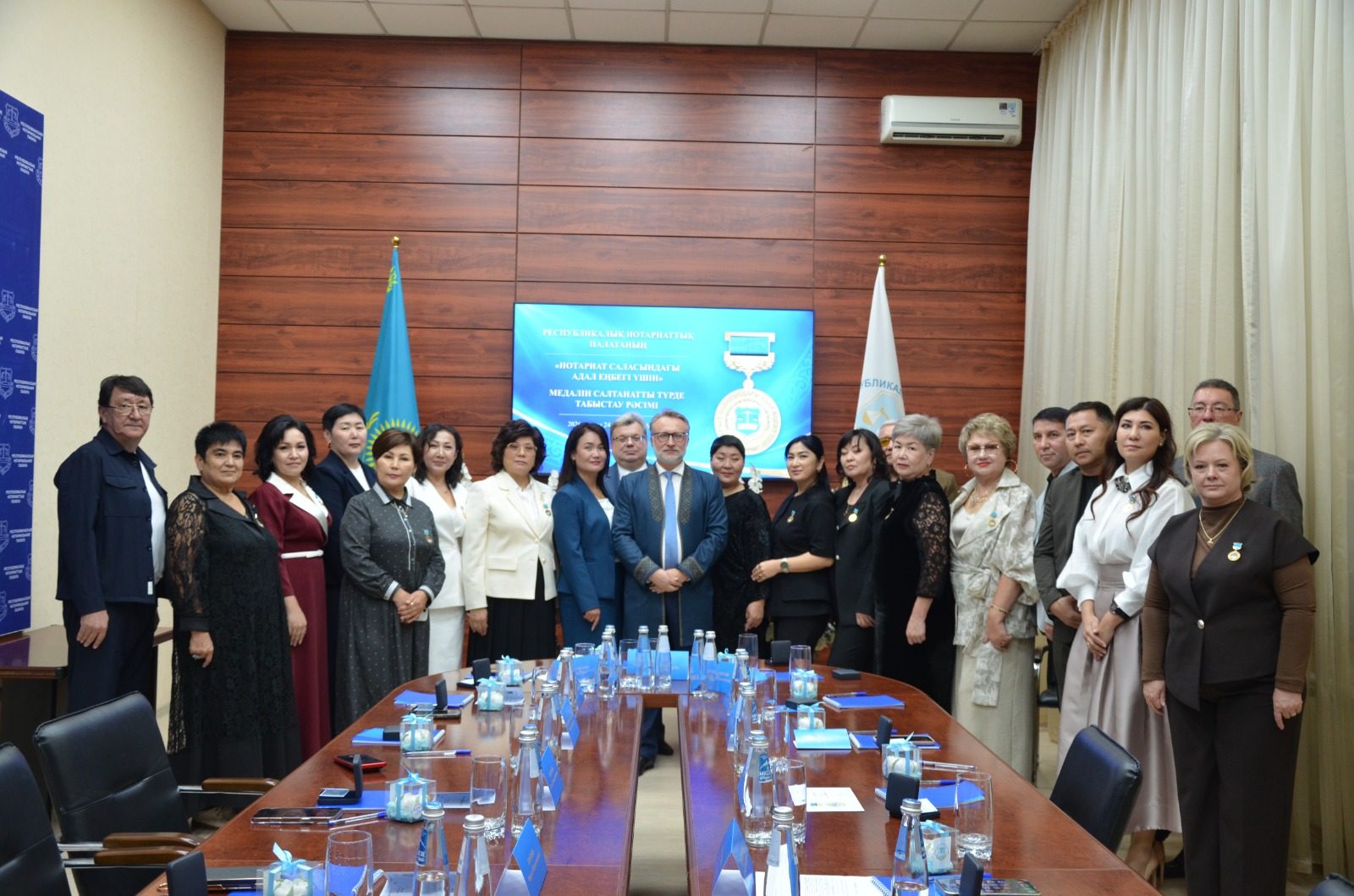 РНП-да Әділет органдары қызметкерлері күніне орай марапаттар табысталды